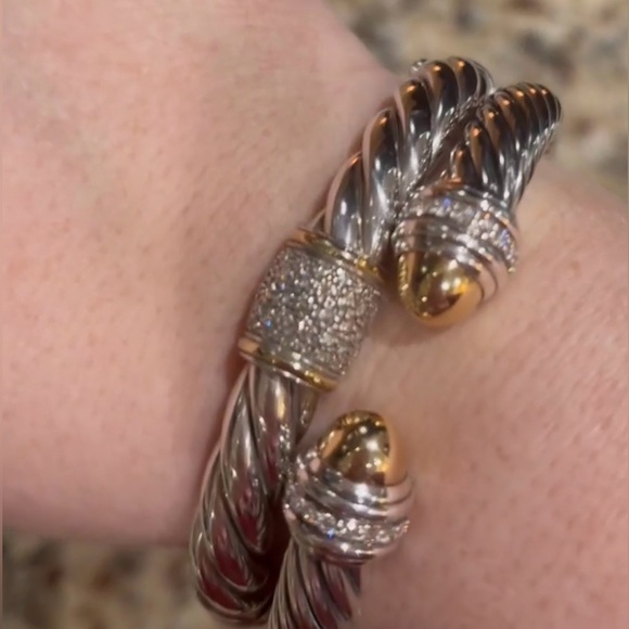 David Yurman, 10mm Metro Diamond Station Bracelet, Medium - Picture 6 of 6